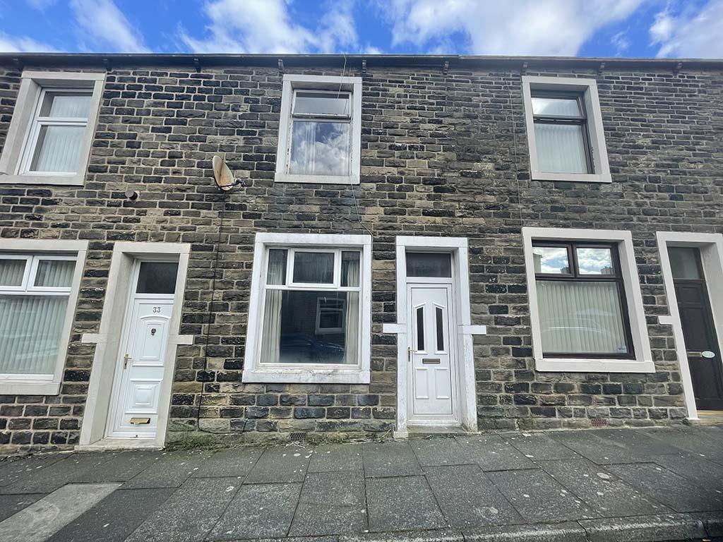2 bedroom mid terrace house SSTC in Barnoldswick - Main Image